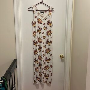Women’s Discreet Dress